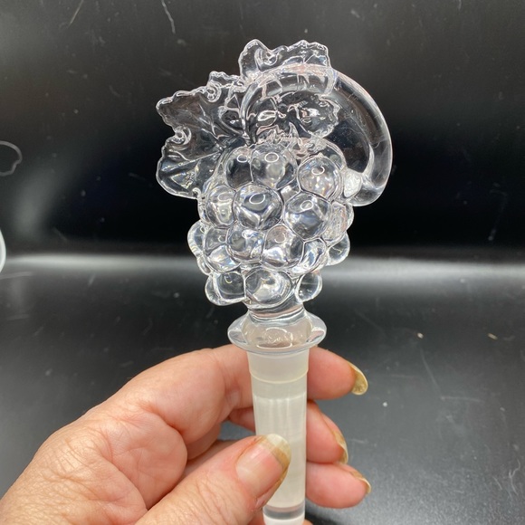 Mikasa Dining Mikasa Crystal Wine Bottle Stopper Leaf Grapes Poshmark